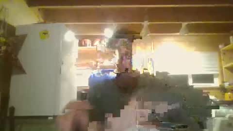 Snapshot of thunderjacker chatting on October 6, 3:55 am The Pen is Mightier than Sword online show from October 6, 3:55 am