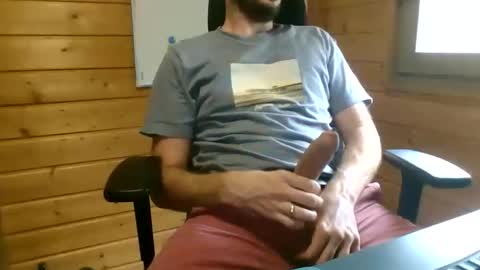 toobigcockforonegirl online show from June 10, 1:01 pm