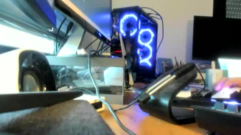 tiamone online show from January 19, 8:05 am