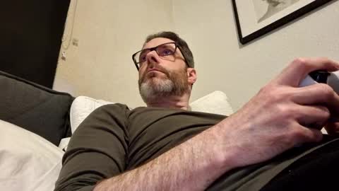 tiberius_1981 online show from January 27, 12:12 am