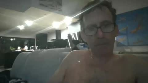 JustMe online show from January 7, 2:16 pm