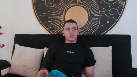 Tiger online show from January 8, 8:07 pm