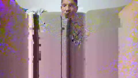 Tiguant online show from December 1, 6:00 pm