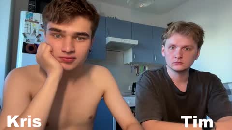 Snapshot of tim_timka chatting on September 29, 1:41 pm Kit kat online show from September 29, 1:41 pm