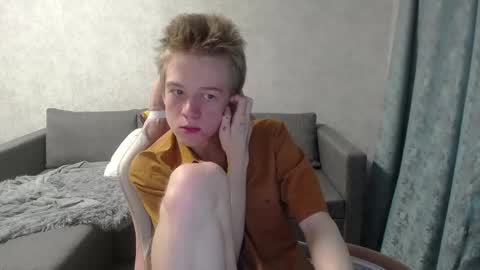 Snapshot of timmy7topcut chatting on February 20, 10:48 pm Timmy online show from February 20, 10:48 pm