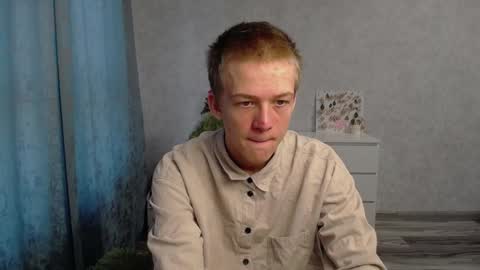 Snapshot of timmy7topcut chatting on December 18, 5:04 am Timmy online show from December 18, 5:04 am