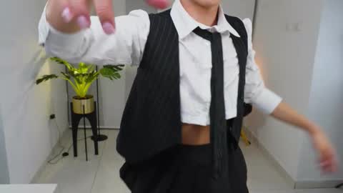 timmyshy online show from October 9, 10:58 pm