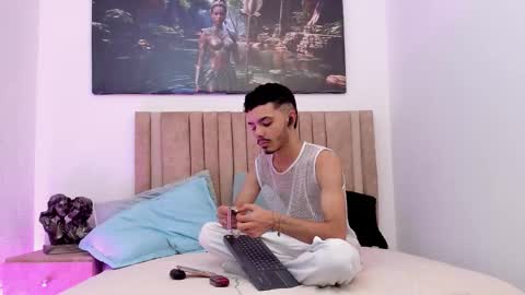 Evans  online show from December 2, 3:53 am