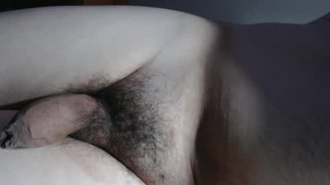 Tinycummer1234 online show from September 28, 7:39 am