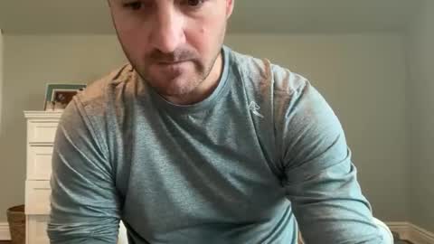 tiptop1088 online show from April 2, 6:05 pm