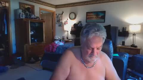 Snapshot of titsantats chatting on October 11, 10:36 pm titsantats online show from October 11, 10:36 pm