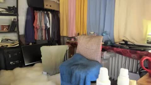 liebe es mich nackt vor der cam zu zeigen online show from October 24, 7:43 am