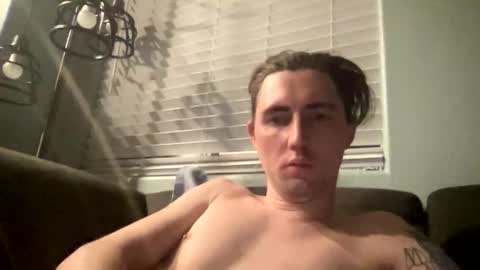 tlayne410 online show from December 20, 10:44 am