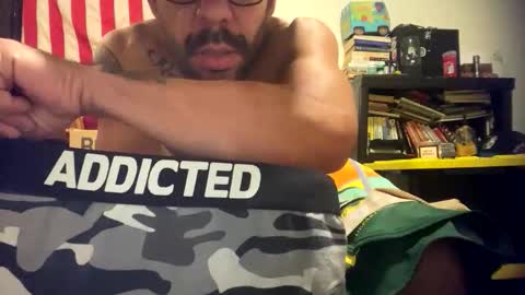Snapshot of tmac1377 chatting on September 23, 12:21 am tmac1377 online show from September 23, 12:21 am