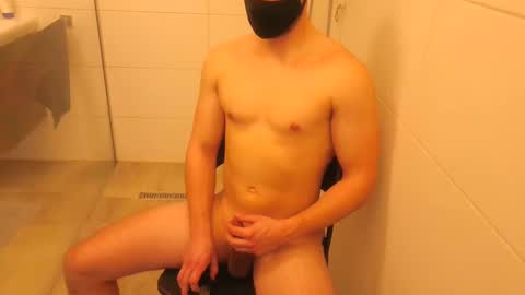 Snapshot of tobi_fit chatting on January 25, 2:36 pm Tobi online show from January 25, 2:36 pm