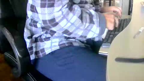 Tobiko online show from December 12, 1:28 pm