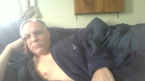 Snapshot of toddhaven4u chatting on January 5, 1:58 pm toddhaven4u online show from January 5, 1:58 pm