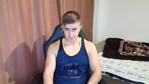 todhorny987 online show from December 20, 5:57 am