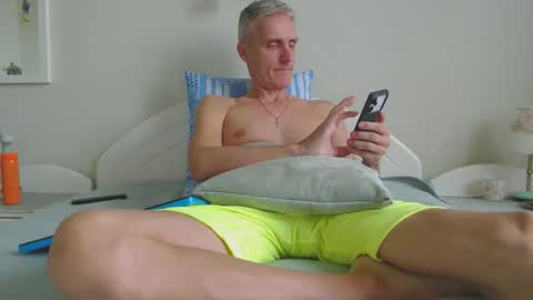 Snapshot of toffmen chatting on September 13, 5:52 am Daniel Bisexual uncut 20cm online show from September 13, 5:52 am