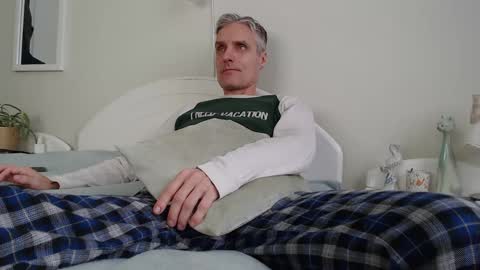 Snapshot of toffmen chatting on February 2, 7:41 am Daniel Bisexual uncut 20cm online show from February 2, 7:41 am