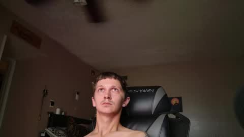 tokensarefun12801 online show from May 27, 12:46 pm