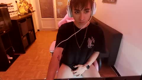 tolgaah online show from February 9, 8:13 pm