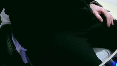 tolon408472 online show from January 4, 12:59 am