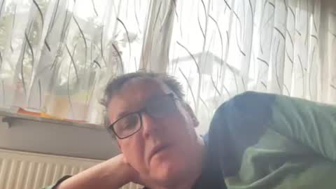 Tom online show from March 21, 8:19 am