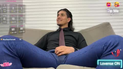 Snapshot of tom_blunt96 chatting on February 16, 6:32 am TOM online show from February 16, 6:32 am