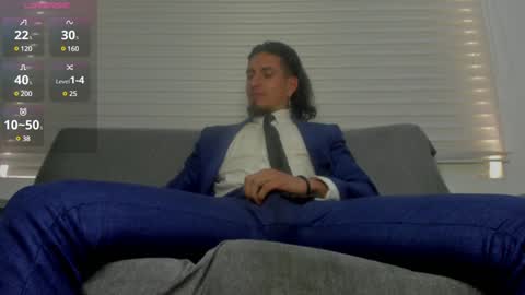 Snapshot of tom_blunt96 chatting on December 19, 6:01 pm TOM online show from December 19, 6:01 pm