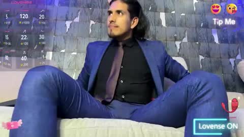 Snapshot of tom_blunt96 chatting on February 28, 5:26 am TOM online show from February 28, 5:26 am