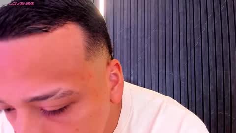 Tom muscle1 online show from November 4, 12:06 pm