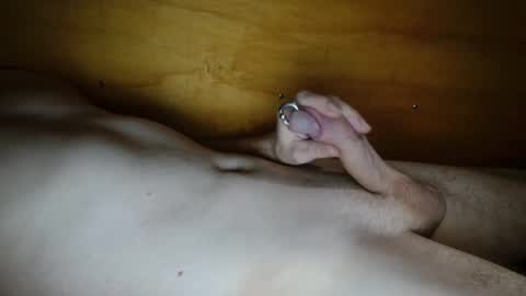 tom_play online show from November 28, 8:22 pm