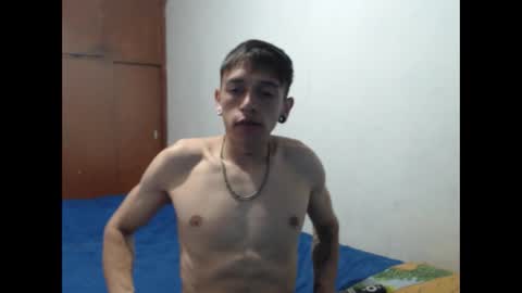 tomas_turbado_ online show from March 9, 4:50 am