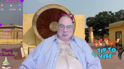 Tomaz62a online show from December 17, 10:32 pm