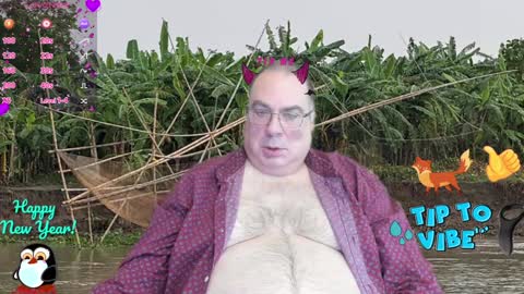 Tomaz62a online show from January 1, 9:09 pm