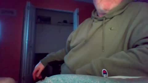 tomcat4848 online show from December 4, 2:42 am