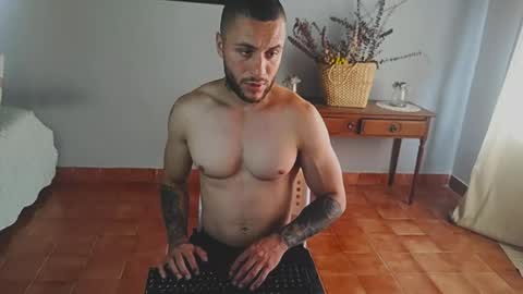 tomDavisXl online show from June 5, 5:52 pm