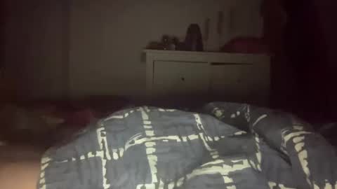 Snapshot of tomford321 chatting on January 25, 1:43 am tomford321 online show from January 25, 1:43 am