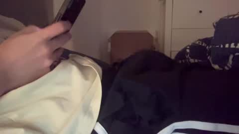 Snapshot of tomford321 chatting on January 12, 6:27 pm tomford321 online show from January 12, 6:27 pm