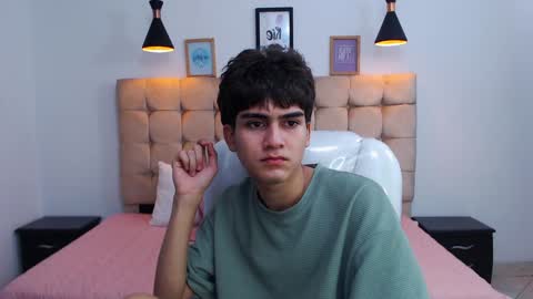 Snapshot of tommy18__ chatting on January 29, 5:09 am Tommy online show from January 29, 5:09 am