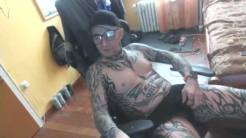 tommy18cmhot online show from January 11, 9:24 am