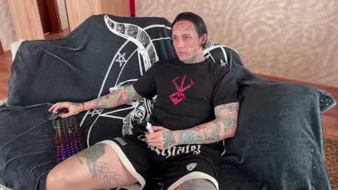 Tommy and Katana online show from January 29, 9:23 am