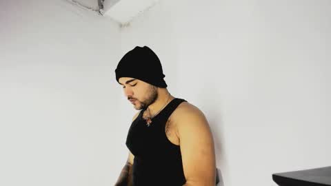 tommy_sccott online show from November 4, 9:38 pm