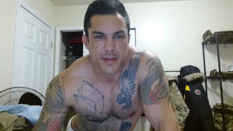 Snapshot of tommybeebaby692450 chatting on December 7, 2:42 am tommybeebaby692450 online show from December 7, 2:42 am