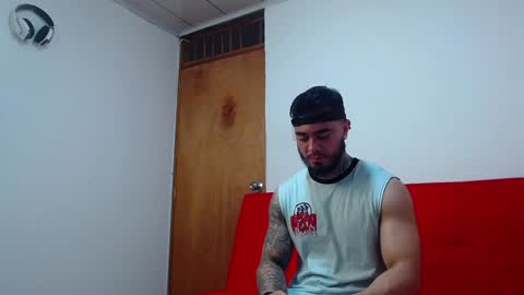 Snapshot of tommyblessd1 chatting on January 21, 6:22 pm Steven online show from January 21, 6:22 pm