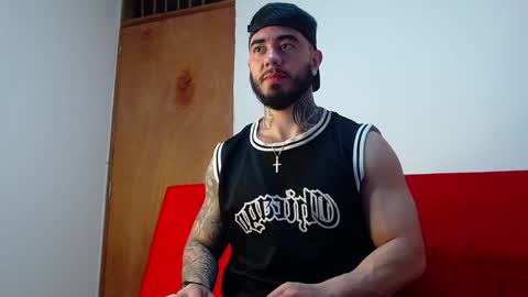 Snapshot of tommyblessd1 chatting on January 31, 7:07 am Steven online show from January 31, 7:07 am