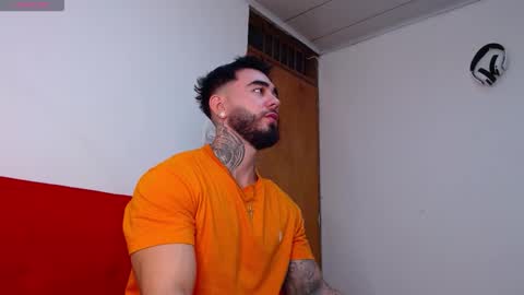 Snapshot of tommyblessd1 chatting on October 5, 9:02 am Steven online show from October 5, 9:02 am