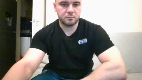 tommyy19901 online show from February 18, 6:28 pm