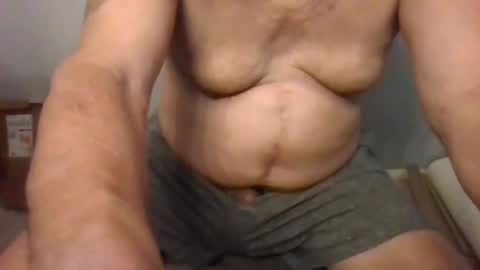 Snapshot of tomsbody1 chatting on February 6, 11:37 pm tomsbody1 online show from February 6, 11:37 pm